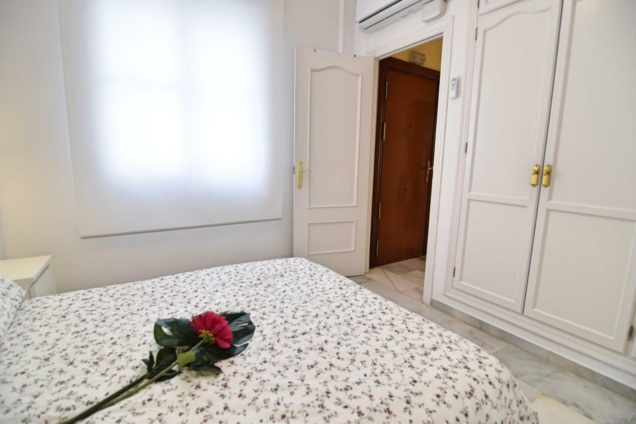Apartamento Cister Old Town Малага Экстерьер фото
